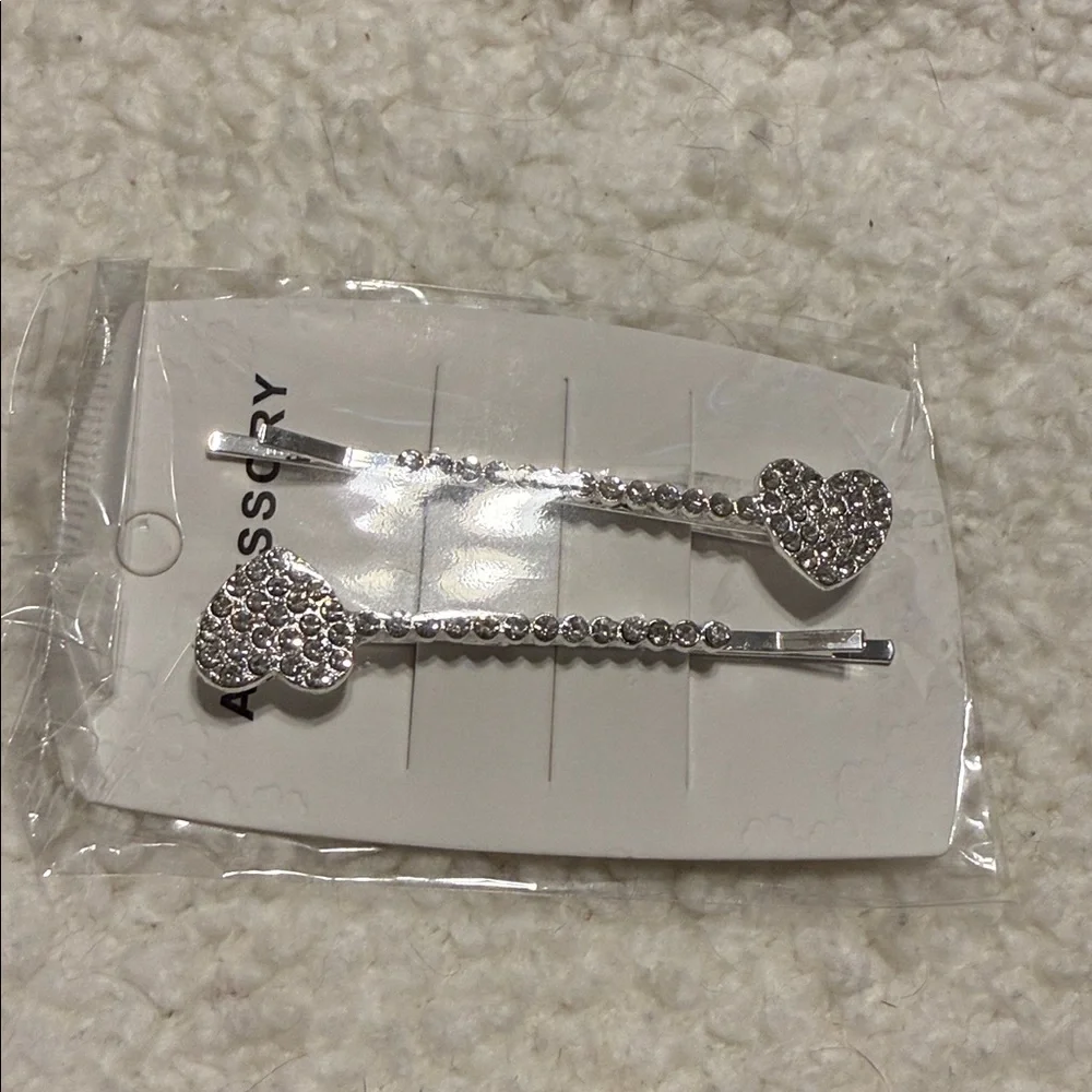 Heart Rhinestone Hair Clips Set - Picture 5 of 15